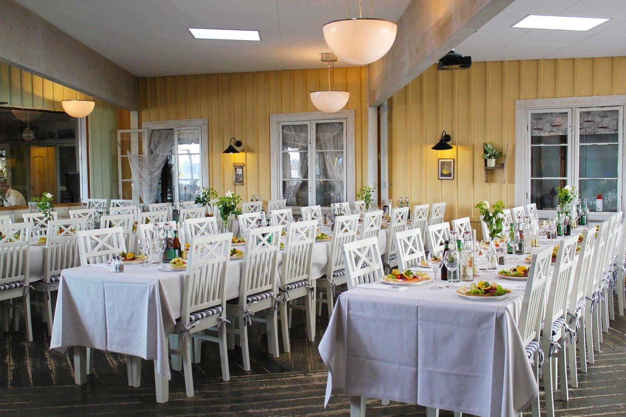 Nynäshamn Skaergardshotellet מראה חיצוני תמונה